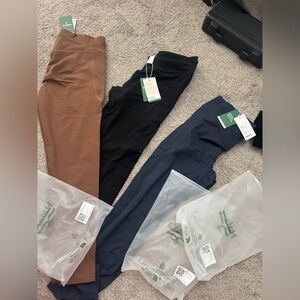 HALARA SoCinched High Waisted Butt Lifting Tummy Control leggings BRAND NEW